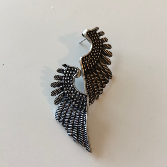 Forever 21 Jewelry - Wing earrings